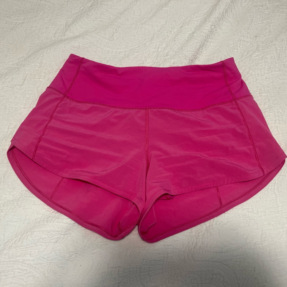 Lululemon Speed Up High Rise Lined Short 2.5” Sonic Pink size 6